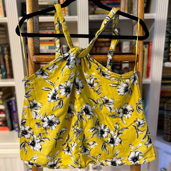 Banana Republic Linen-Blend Twisted Halter Top in Yellow Floral - Picture 2 of 9